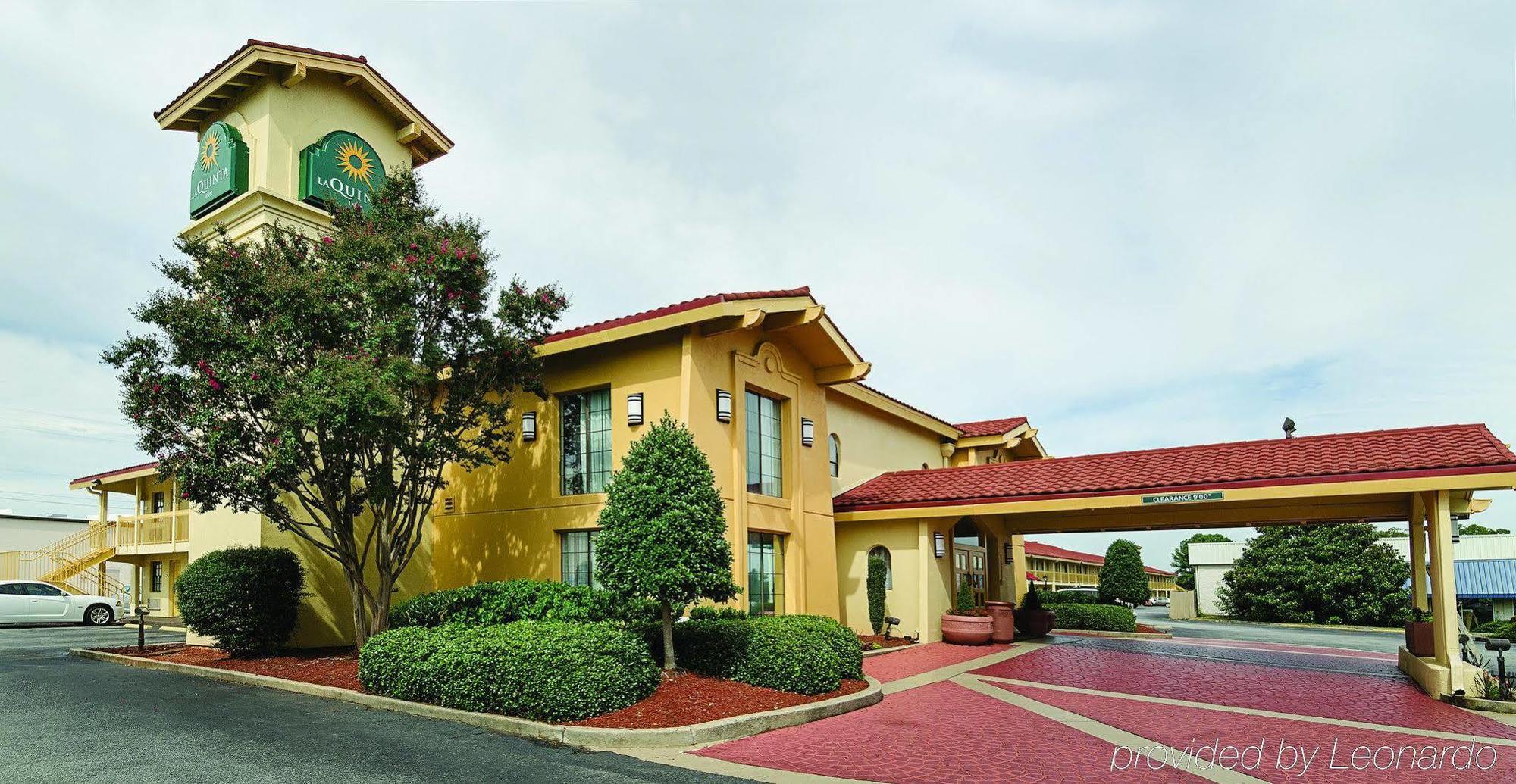 Baymont By Wyndham Greenville Woodruff Rd Extérieur photo